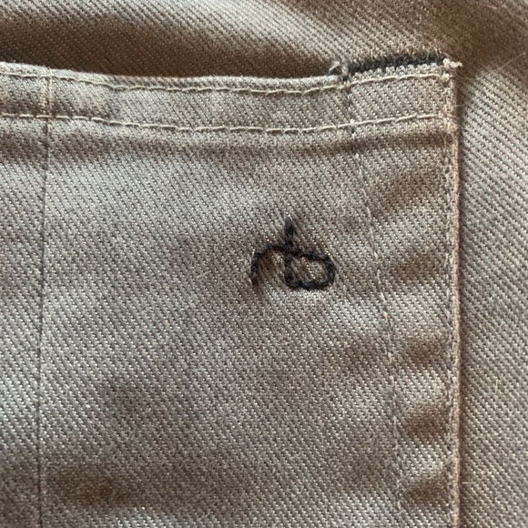 Rag & Bone. Handmade in NY. Grey with a touch of stretch - Picture 4 of 9